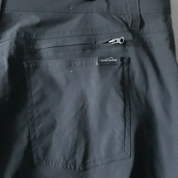 Eddie Bauer cargo pants gray size 38 with a 31in inseam - Picture 7 of 15